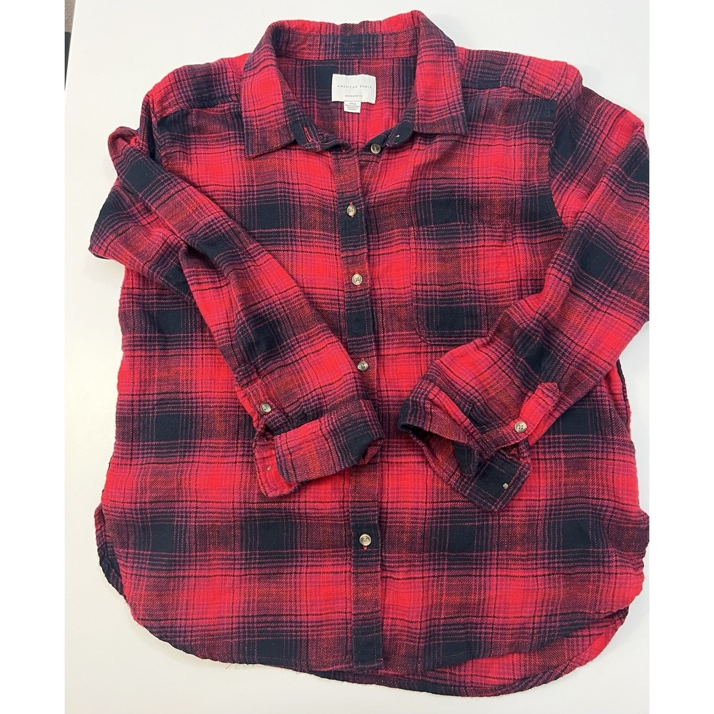 American Eagle Flannel Shirt Boyfriend Fit Red Black Plaid Womens Small